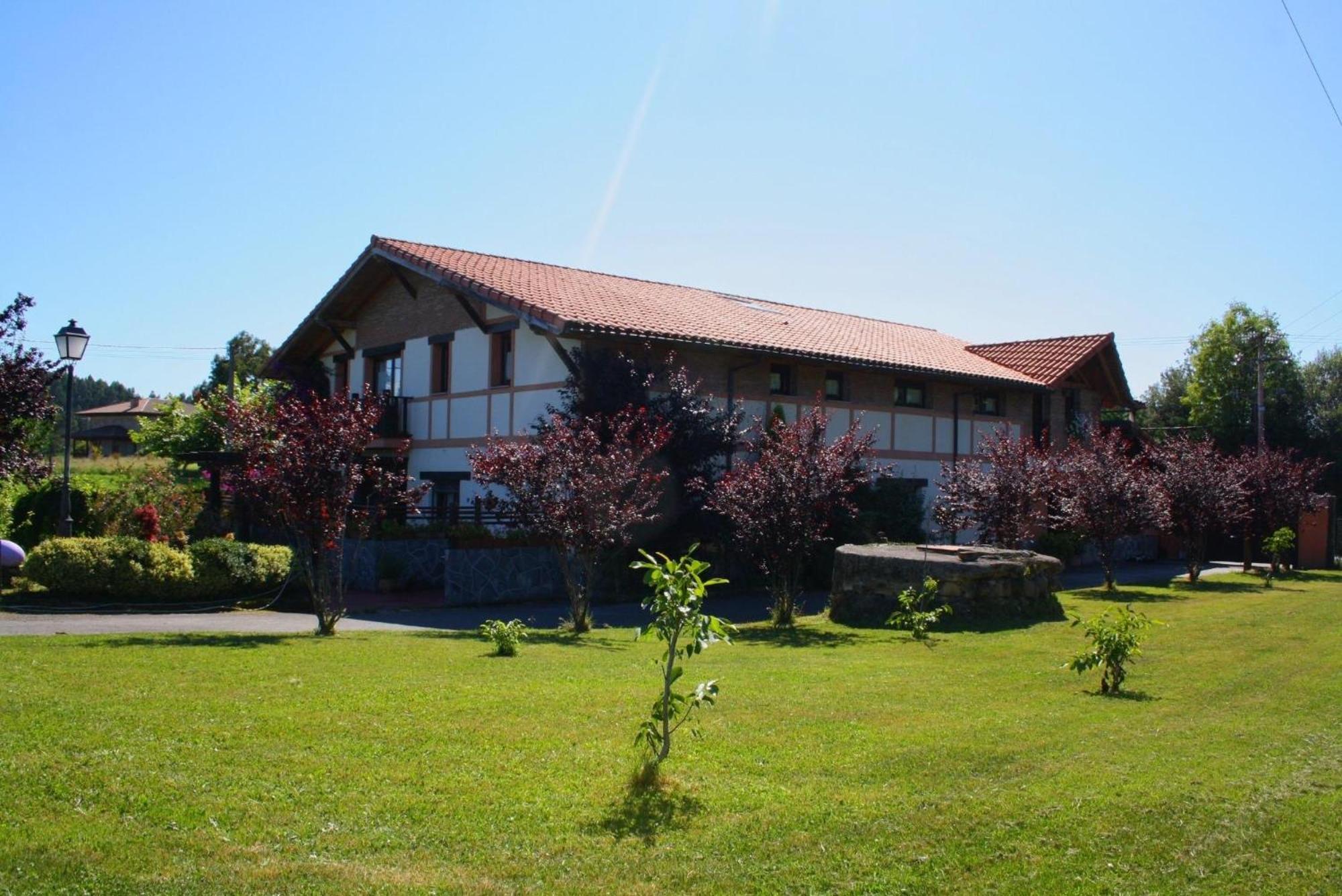 Gasthaus H&Ap Rural Merrutxu Ibarrangelu Exterior foto